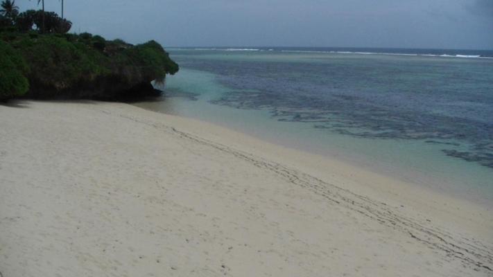 Hill Park Hotel - Tiwi Beach Ruang foto